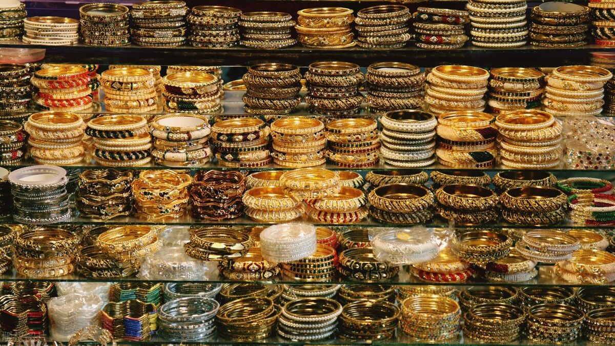 什么样的珠宝最值得买,哪种珠宝最值得收藏