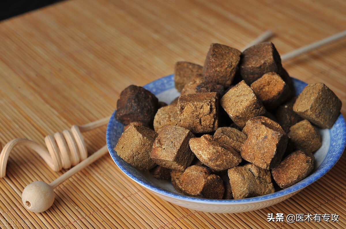 肚子胀排气多喝什么中药,肚子胀肠胃不舒服吃什么药