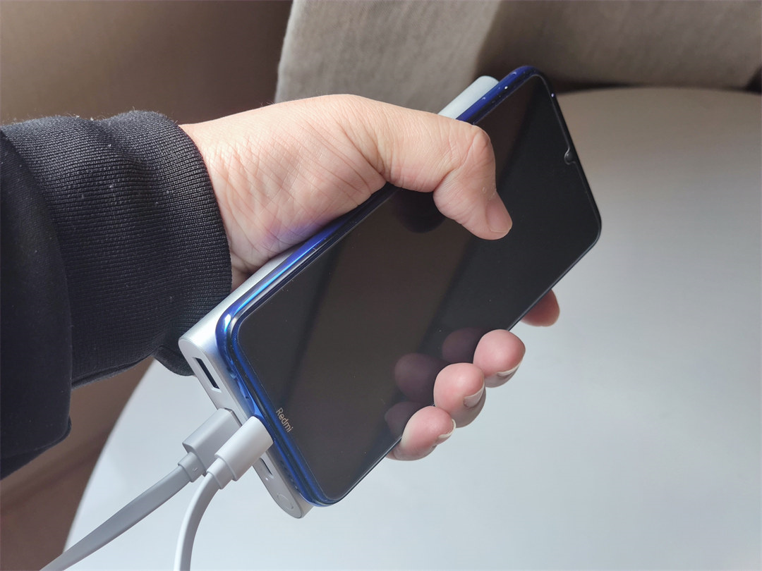 小米充电宝310000毫安快充版,小米充电宝10000快充版说明