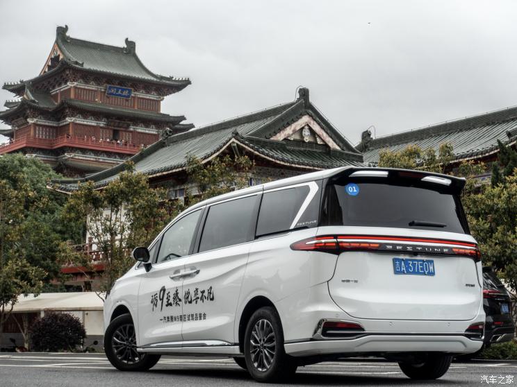 奔腾m9全新mpv优缺点,奔腾m9申报图主打中大型mpv市场