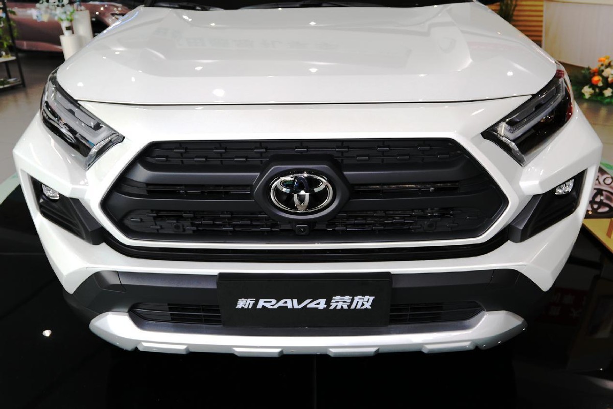 大热必火全新rav4荣放初体验,动感时尚的全新rav4荣放表现如何