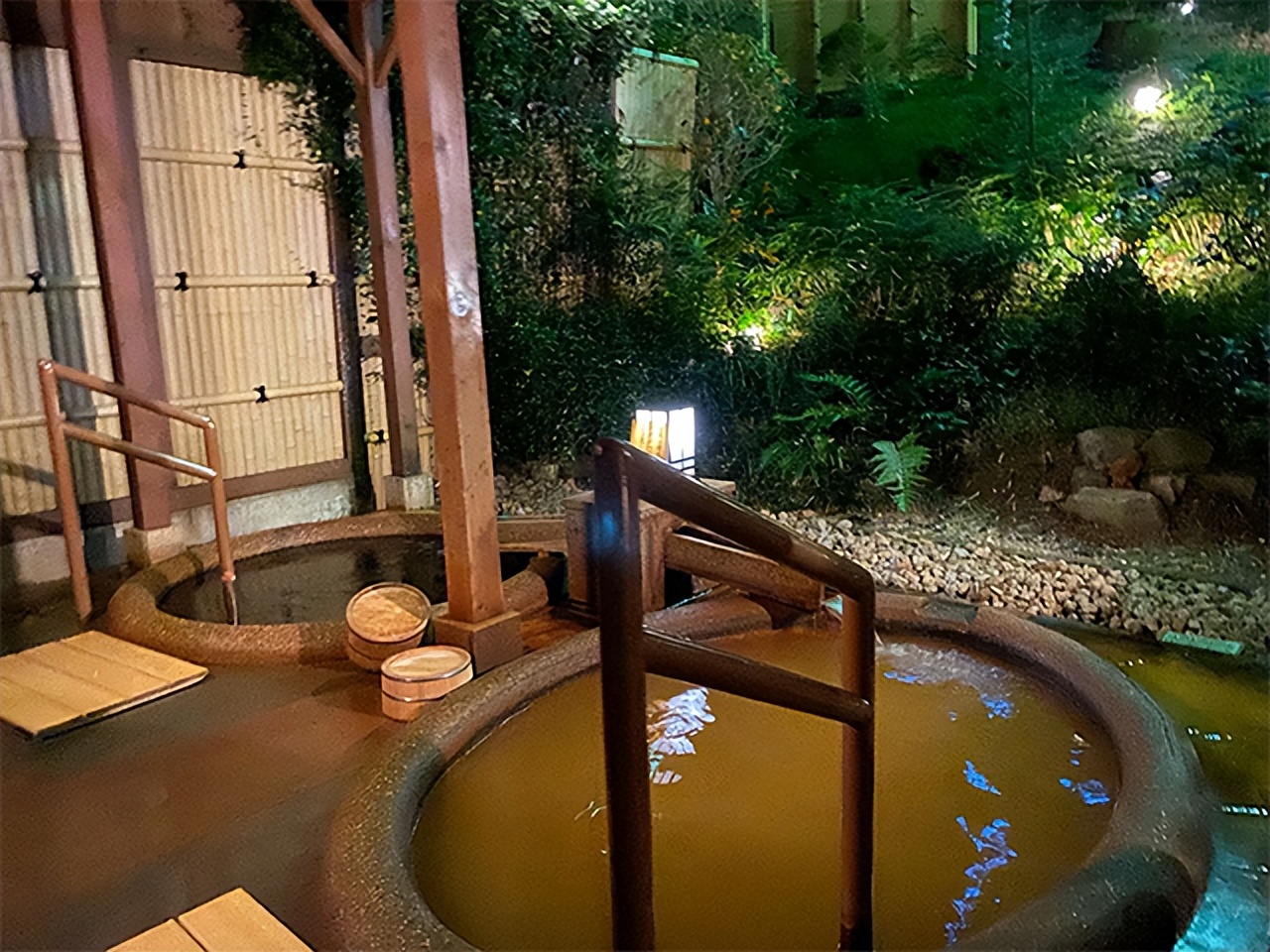 日本有名的温泉有哪些,日本三大名泉温泉