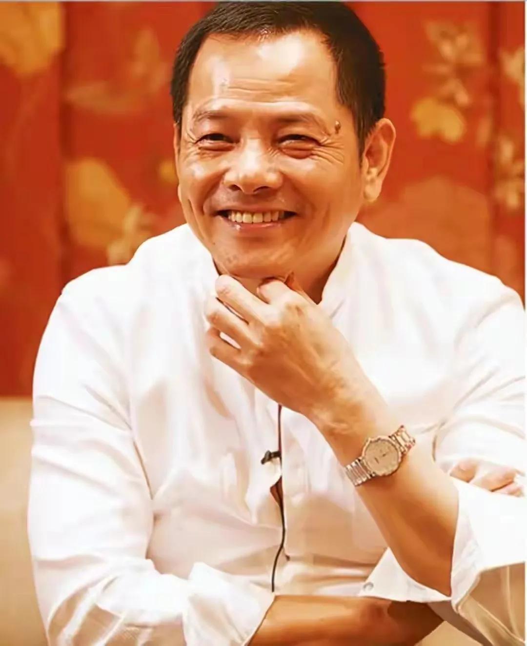 洗米华个人简介,洗米华辉煌了20年吗