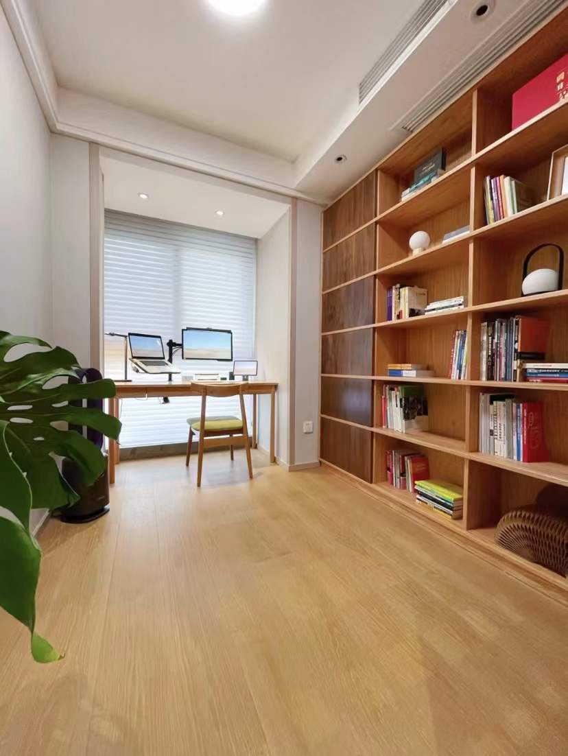 广州发现奇葩建筑,发现一位网友的家因装修风格走红