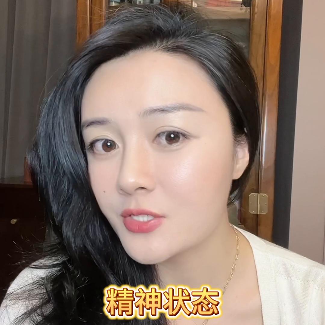 养发馆真的能把白发养成黑发,40岁白发怎么养才能长出黑发