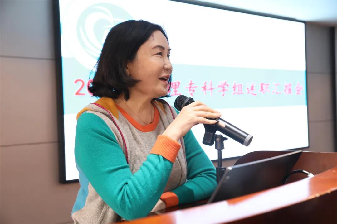 中心医院护理工作汇报,护理中心的工作总结