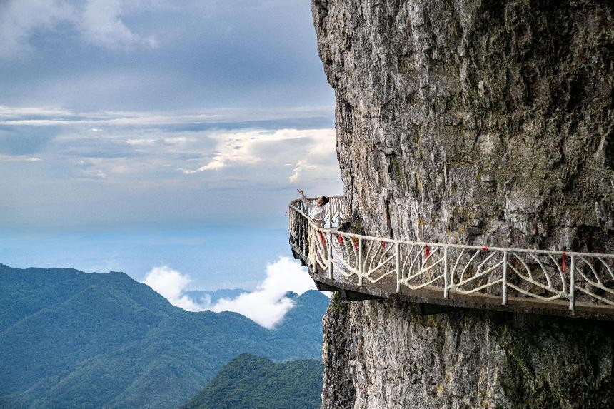 金佛山旅游体验,来金佛山体验清凉之旅