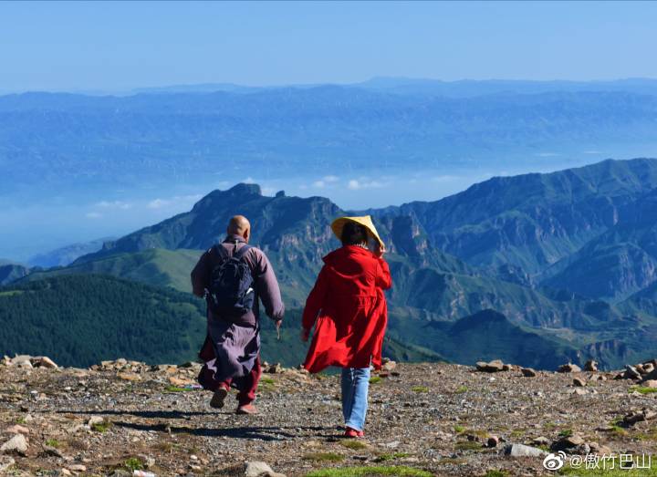 佛教四大名山五台山,五台山自然风景最好的寺院