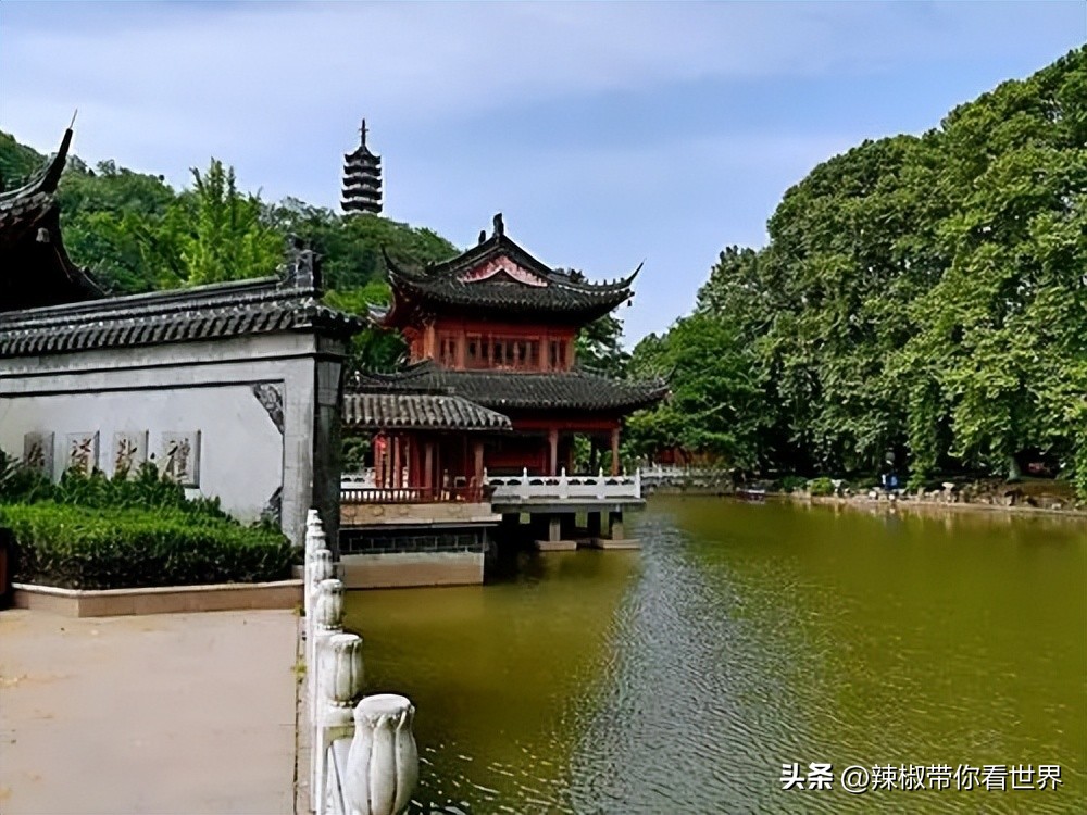 镇江一座美的让人吃醋的城市路牌,镇江一座美的让你吃醋的城市