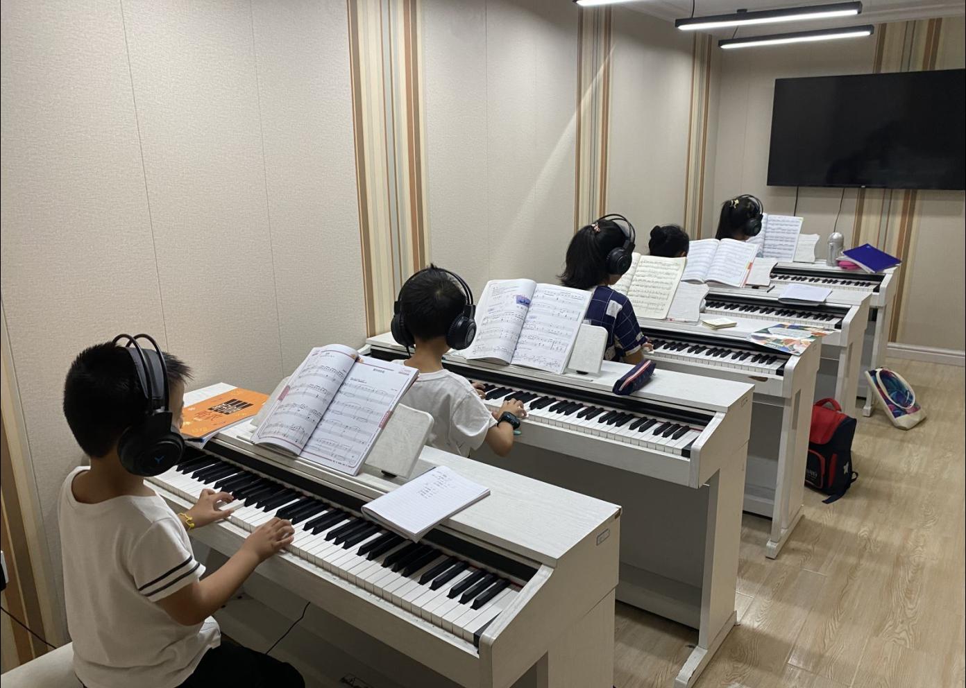 自学钢琴怎么样,自学钢琴可行吗