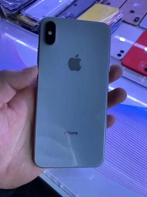 无刘海无前置摄像头的手机,苹果手机的相机设计前置摄像头