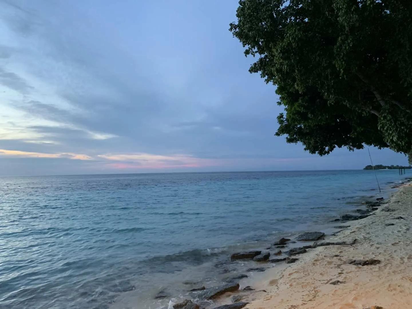 东南亚风情美丽的仙本那海岛,旅途中的风景迷人