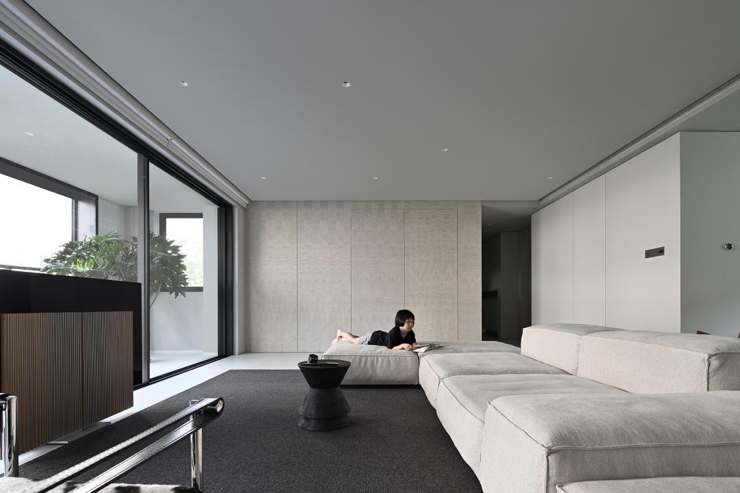 4个设计师设计办公台布局,设计师最佳农村房屋设计