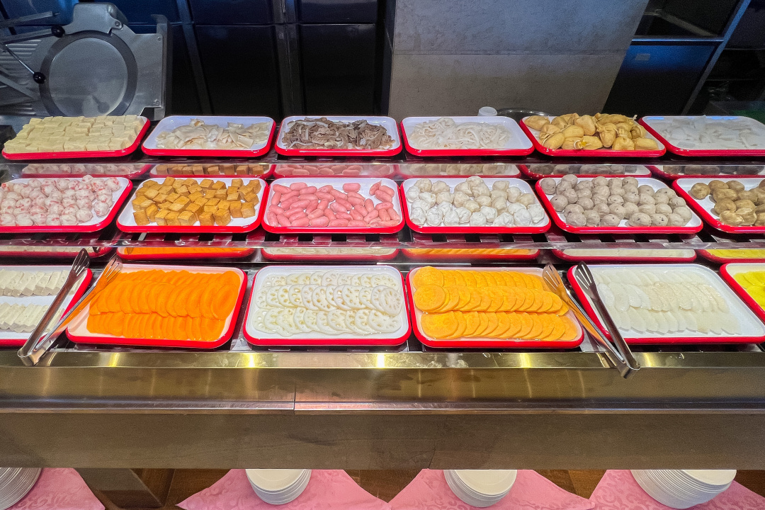 银河温泉双人水果温泉,泡汤泉免费吃水果