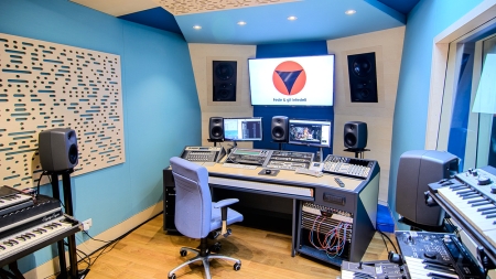 德国真力音响 (芬兰genelec音箱)