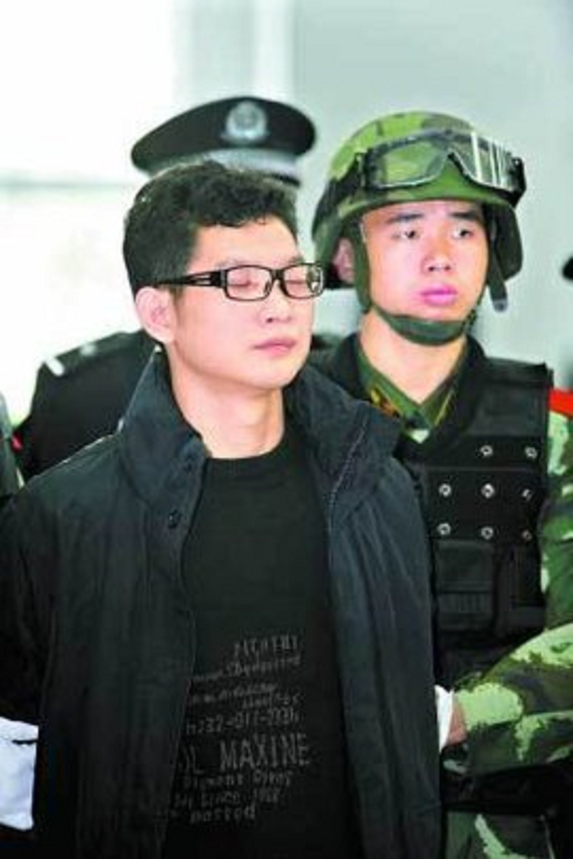 杀人狂魔临死前嚣张跋扈,杀人狂魔的一生