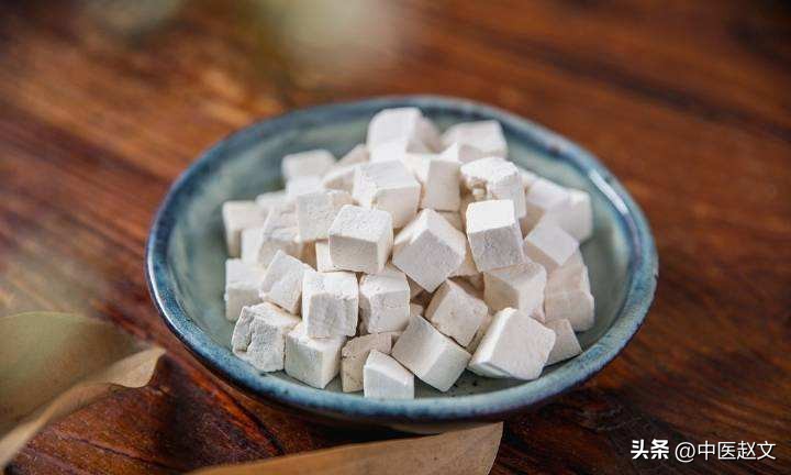 既上火又怕冷？一剂引火汤，引火归元，将你的火气化为元气