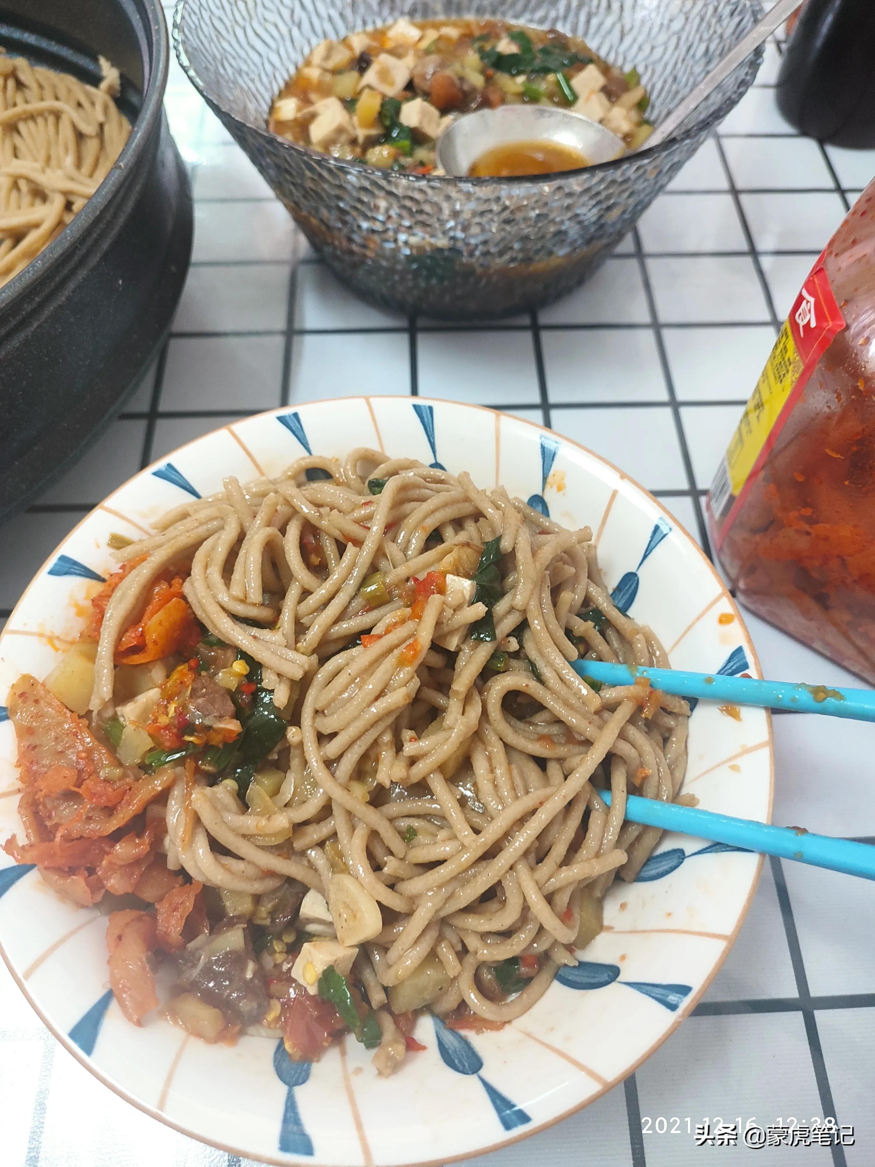 莜面蒸饺家常做法,莜面土豆家常做法