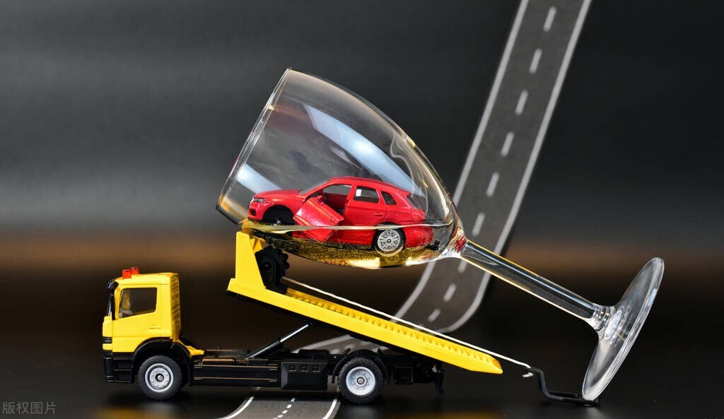 解酒什么蜂蜜最有效快一点,吃什么能快速解酒蜂蜜浓茶都没用