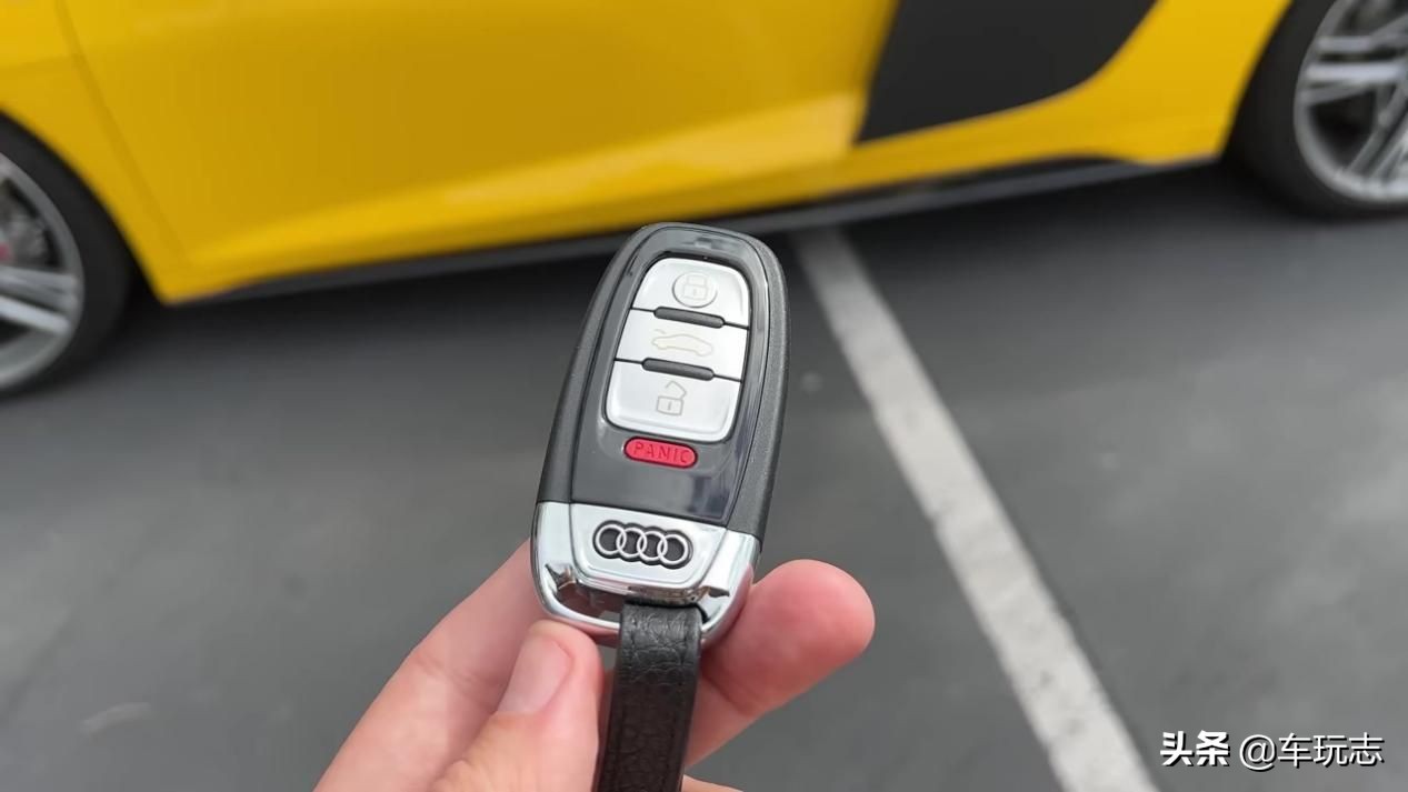 2019奥迪r8跟2020款奥迪r8,5.2v10奥迪r8限量版