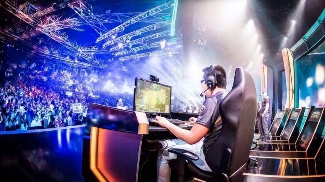 一本游戏类小说足球开局,一本竞技游戏小说