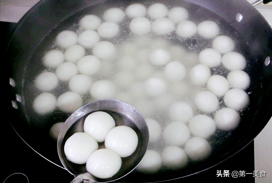 水开下汤圆还是冷水下汤圆,冷水汤圆和热水汤圆有什么区别