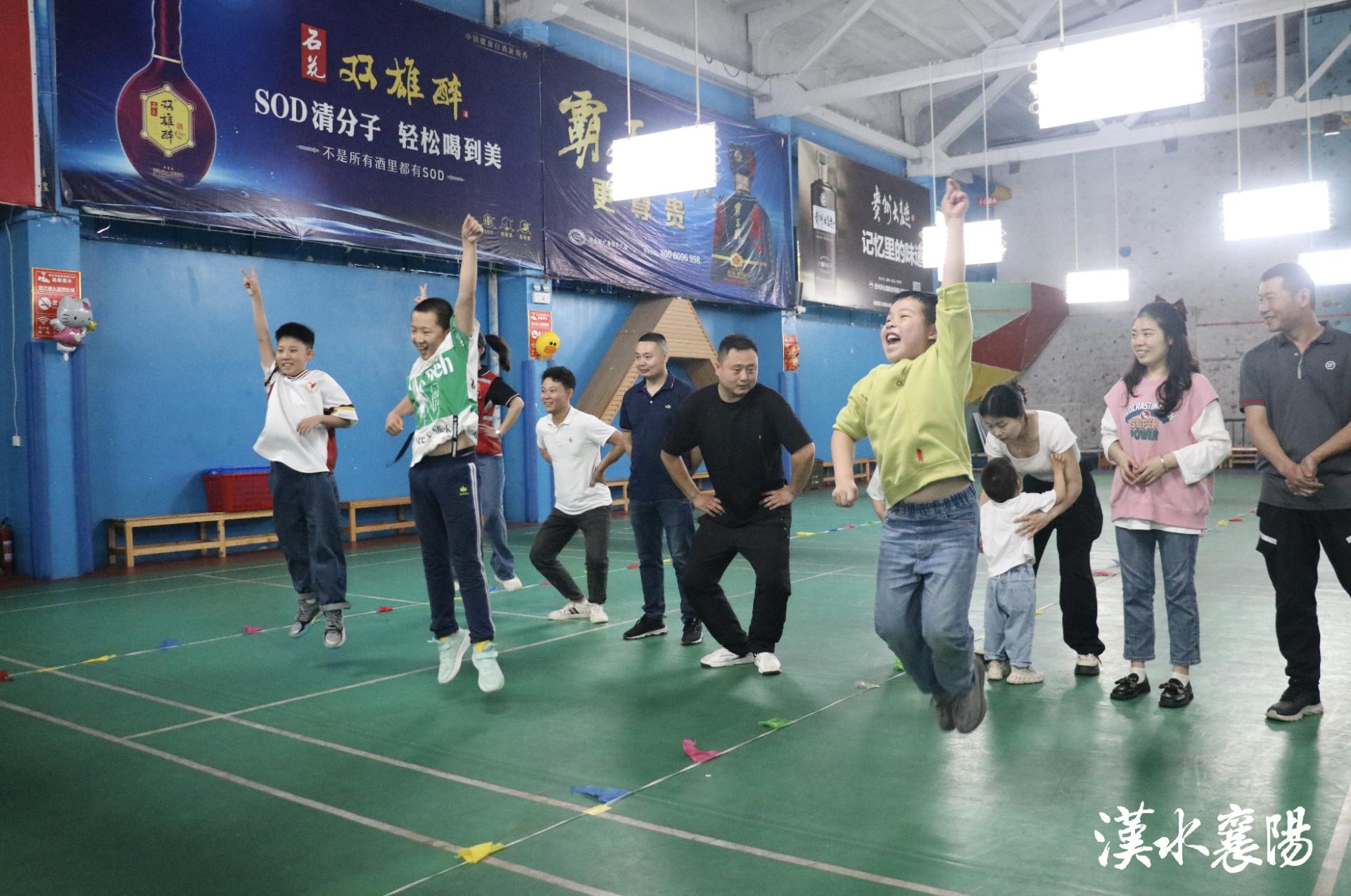 区总工会学习工会十八大会议精神,襄城区总工会