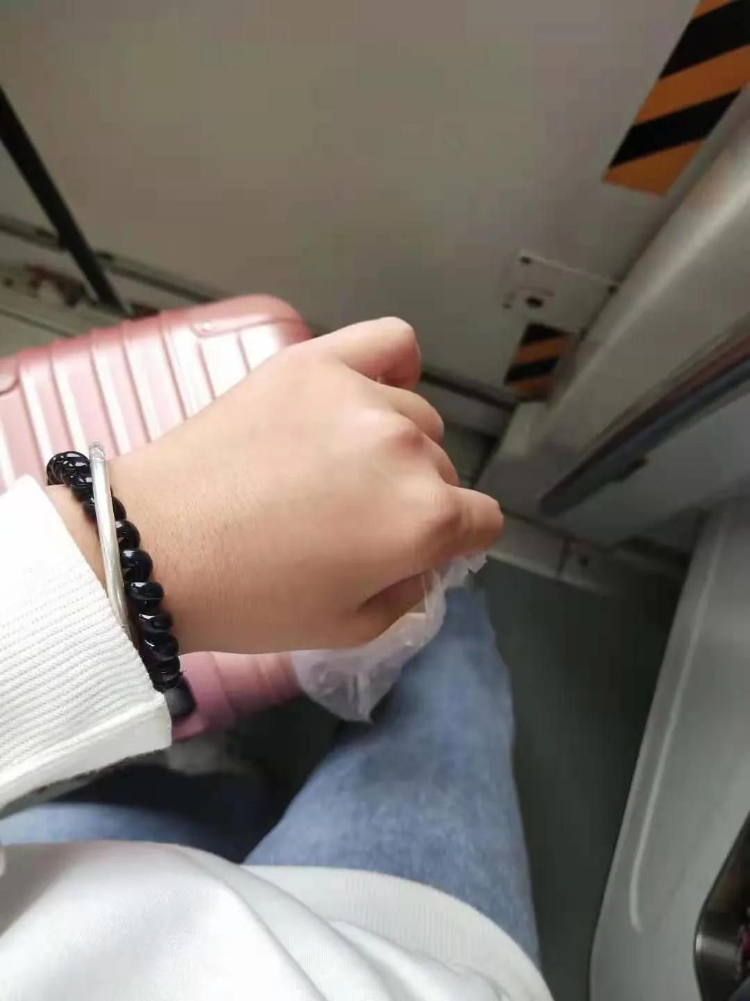 天生黑皮肤没救了吗,天生皮肤黑是不是很难白