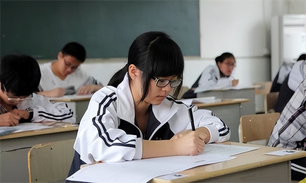 二年级数学成绩下滑怎么办,初三孩子数学成绩下滑怎么办