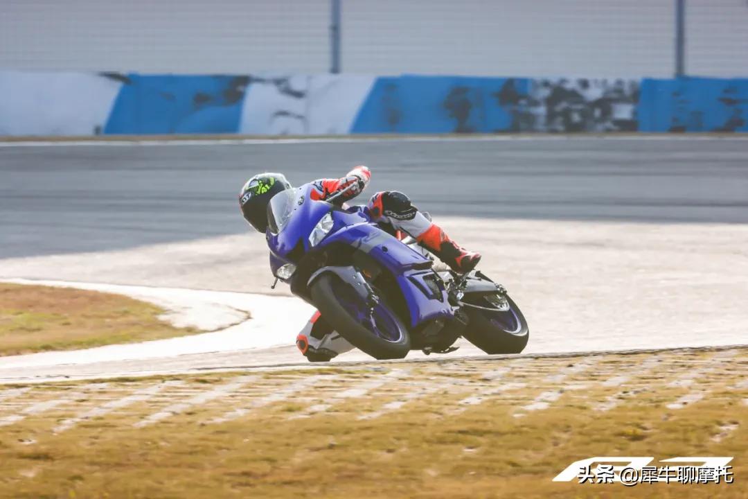 雅马哈r3过弯,雅马哈r3跑山路