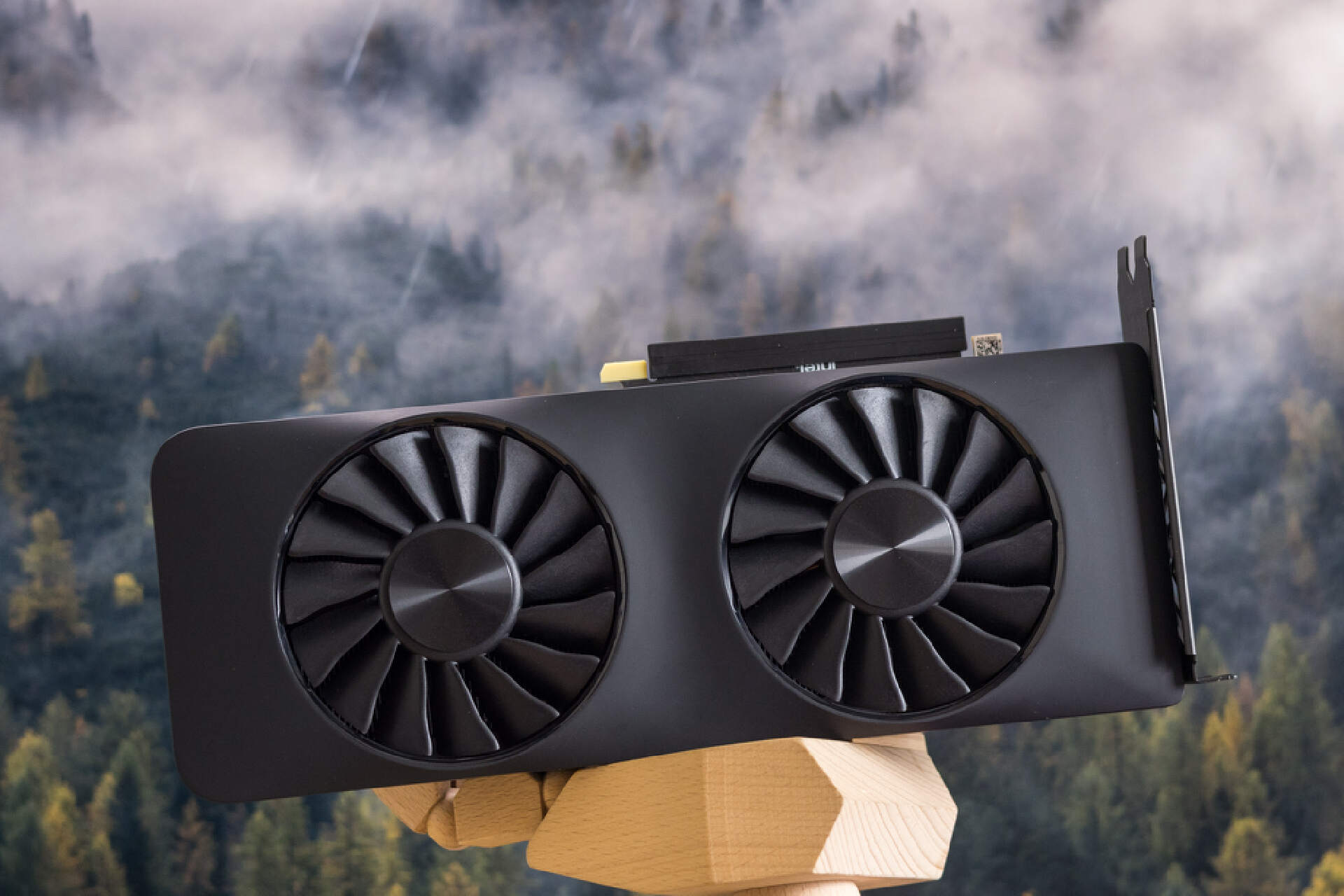 matx机箱和itx机箱对比,itx主机和matx主机哪个好