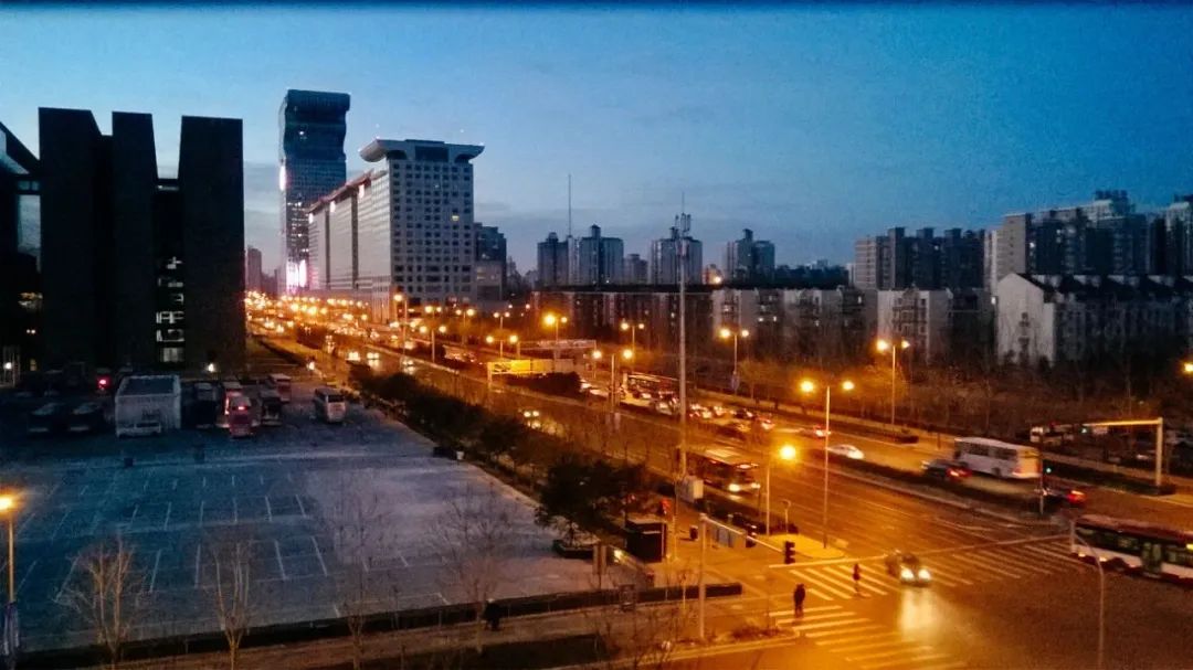 四招教你拍夜景氛围感,拍夜景的4个技巧