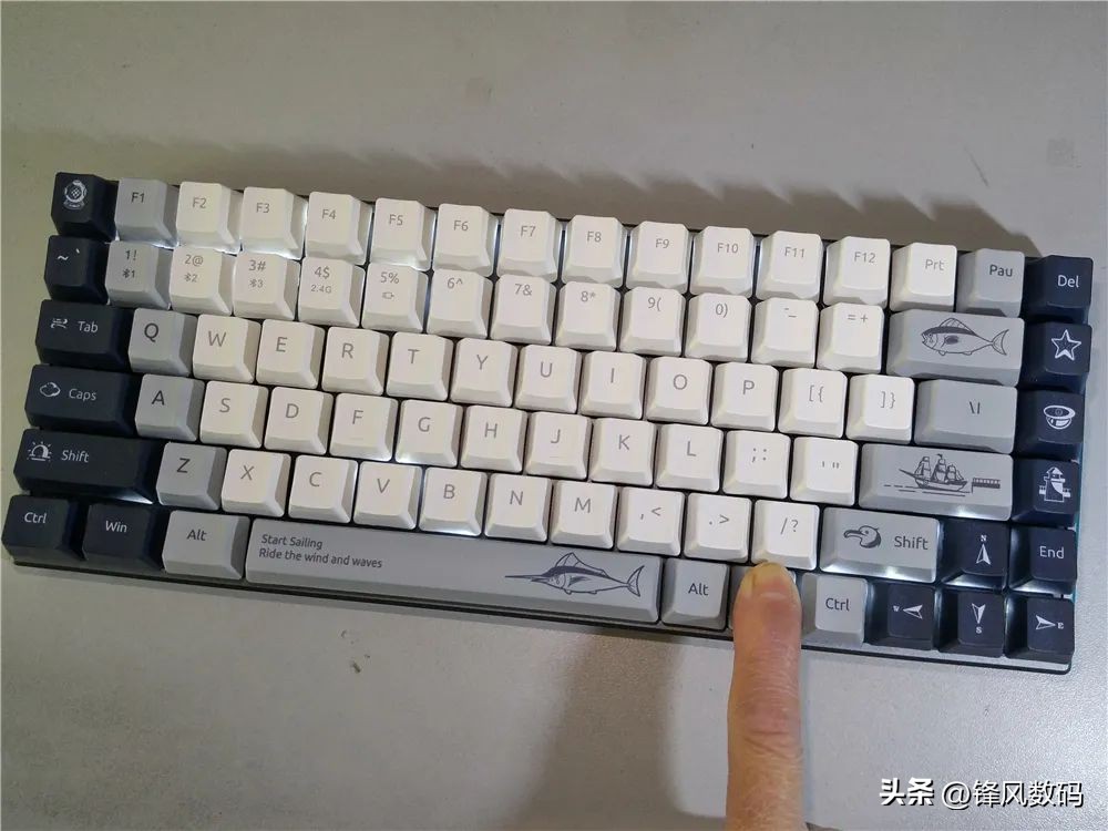 颜值高又能打——雷柏外设周边体验