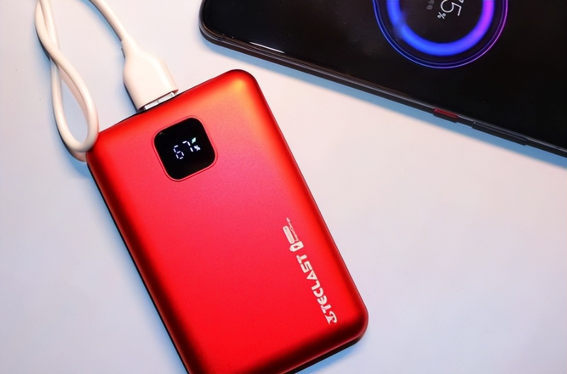 外出充电宝哪款最好用,能管一周的充电宝推荐