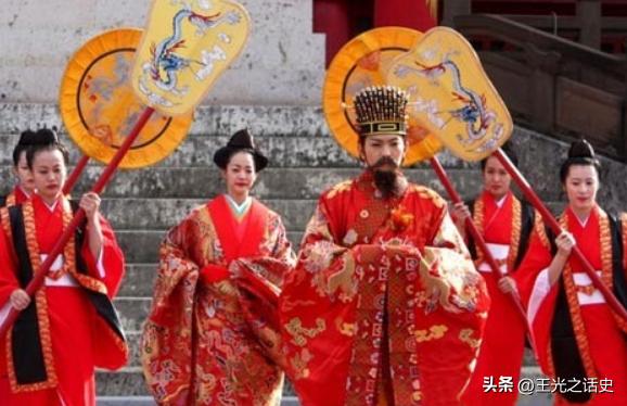 200万日本侨民鸠占鹊巢的背后，中国为什么没有日本族？