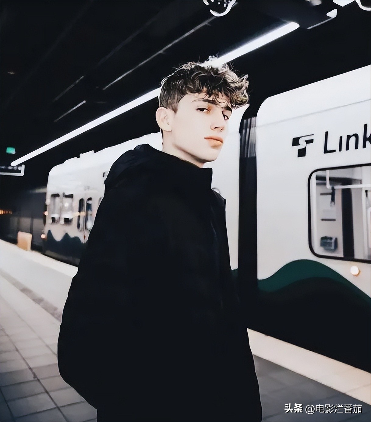 2019全球最帅面孔排行肖战,全球最帅100张面孔完整榜单肖战