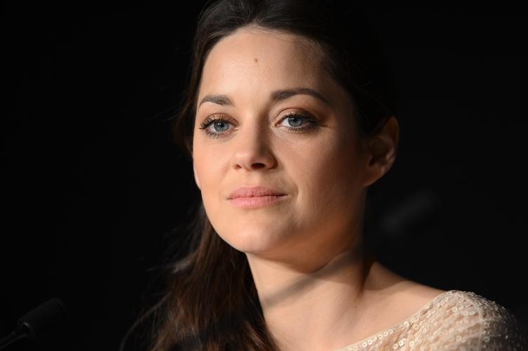 玛丽昂·歌迪亚：从小镇女孩到国际影坛巨星的崛起