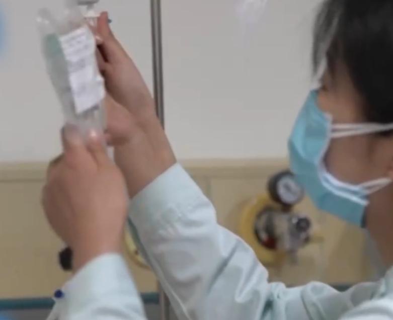 小伙喝下百草枯被医生抢救回来,29岁小伙喝下百草枯农药拒绝治疗