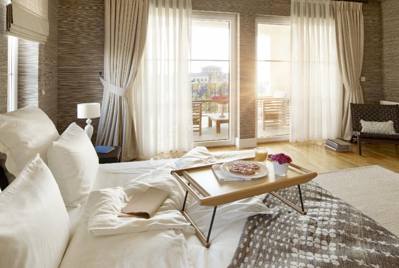 干燥的气候如何保养,干燥的秋天如何养出水润肌肤