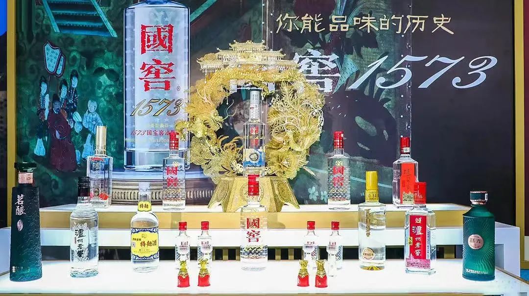 泸州老窖四大巨头营收突破百亿,泸州老窖上半年净利同比增17%