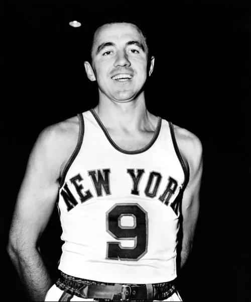 nba球衣进化史,nba21-22尼克斯球衣