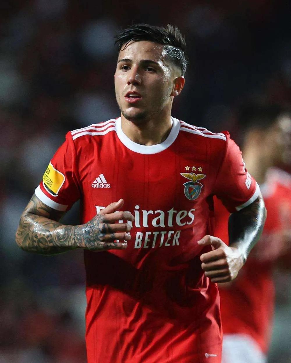 娆ф床澶村彿榛戝簵,娆ф床榛戝簵澶氱壒钂欏痉