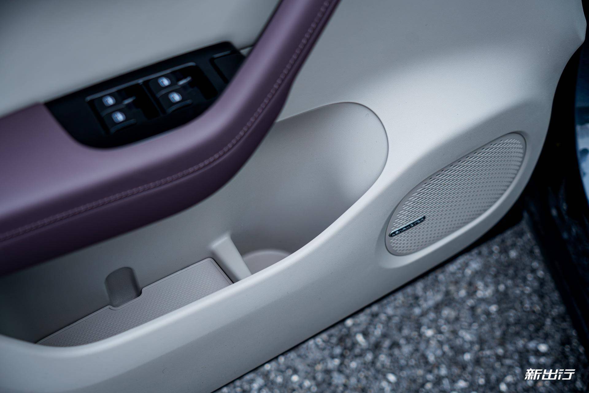 15万的中型SUV体验如何？静态实拍零跑23款C11