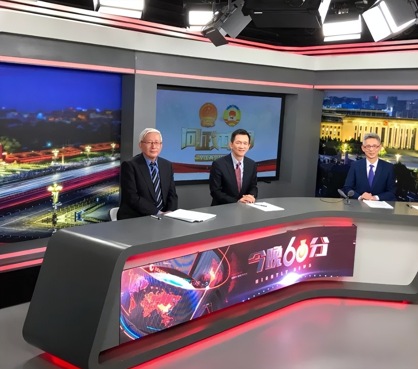 新任电台一姐战胜董卿李红,央视一姐颜值不输董卿李红