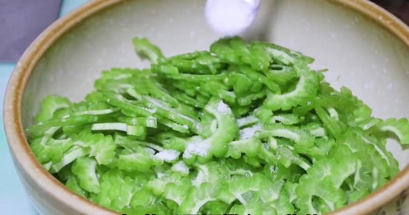 建议老年人这两种蛋白质该吃就吃,老人除了补蛋白粉还补什么