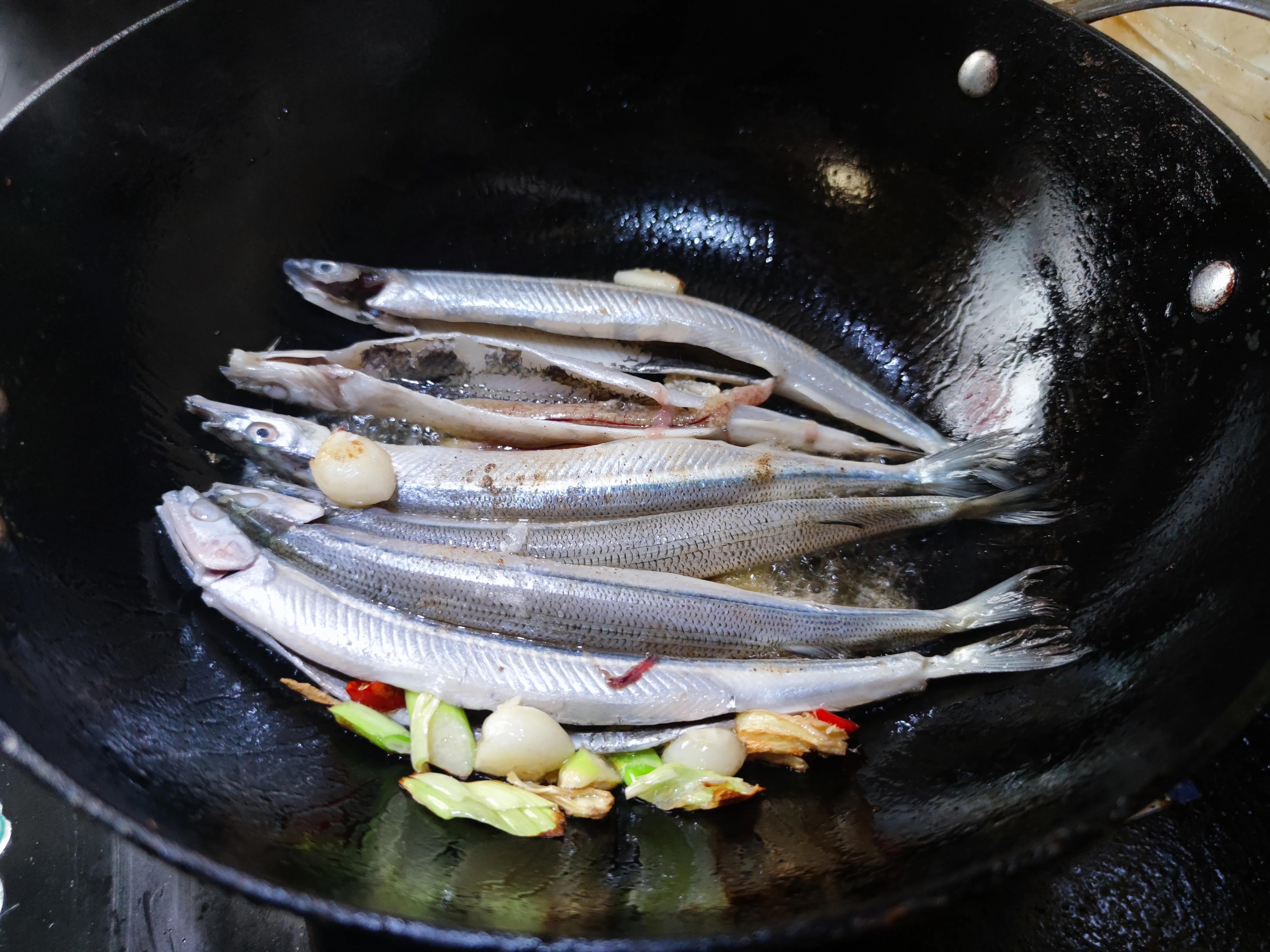 夏天吃海鱼，内行专挑这5种，肉鲜不腥无法养殖，摊主都夸是行家