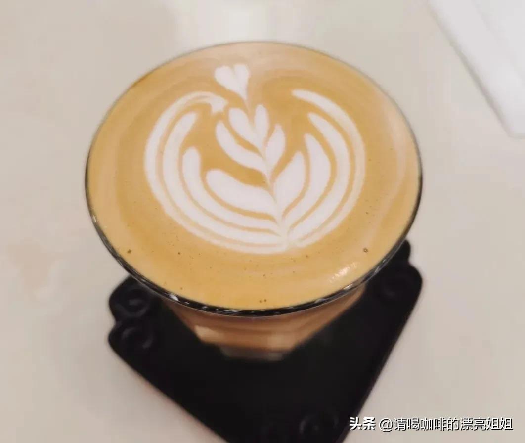 咖啡店常用的拿铁牛奶 (咖啡店用什么牛奶比较好)