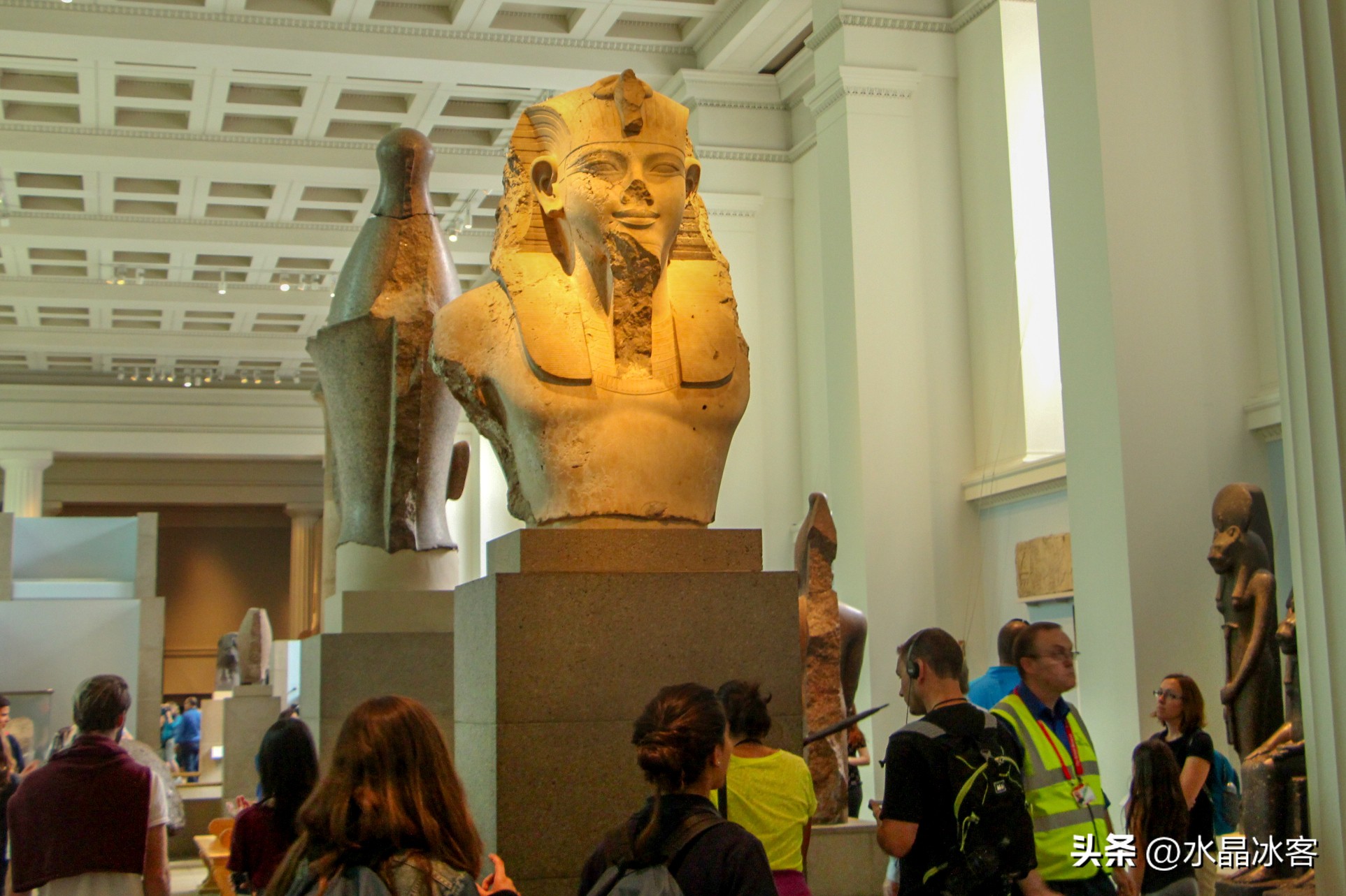 英国伦敦塔桥,英国行购物