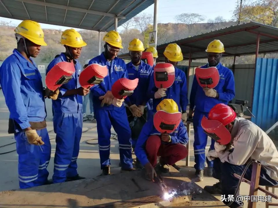 今天，咱哪两个“一带一路”项目上了《人民日报》？