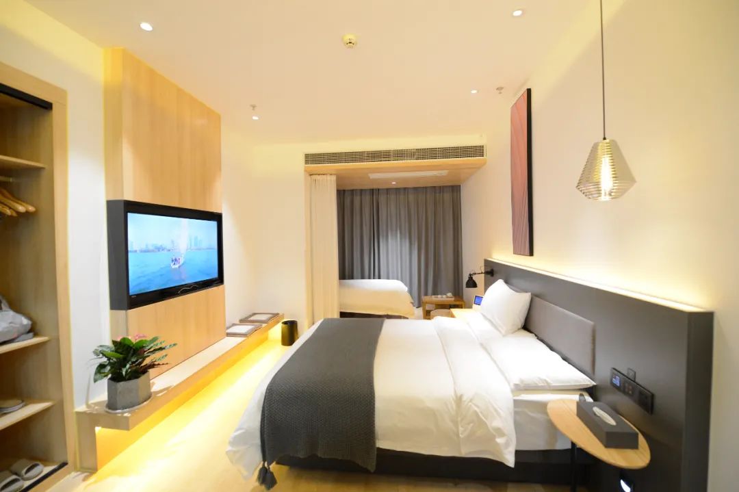 如何通过场景化服务使住客满意,酒店客房部住客服务流程